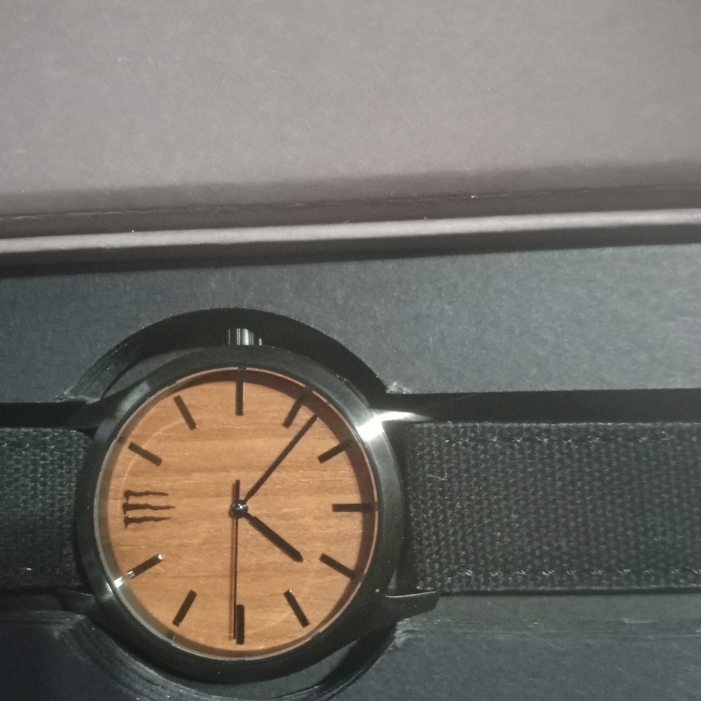 Selling a RARE Java Monster Energy watch. - Picture 2 of 3